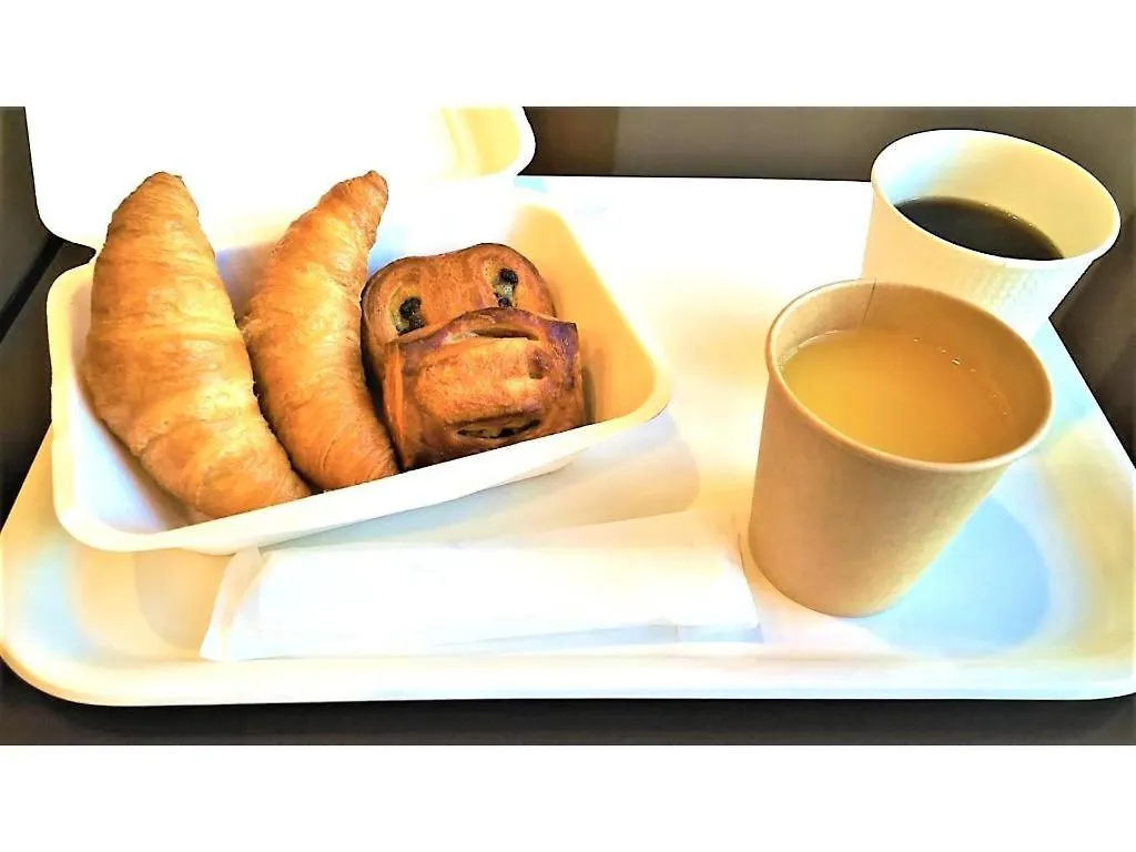 Hotel Bougainvillea Minowa Tokyo 2*,  Japan